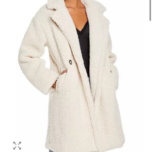 LIKE NEW! Apparis Daryna 2 Ivory Faux-Shearling Coat, Size M